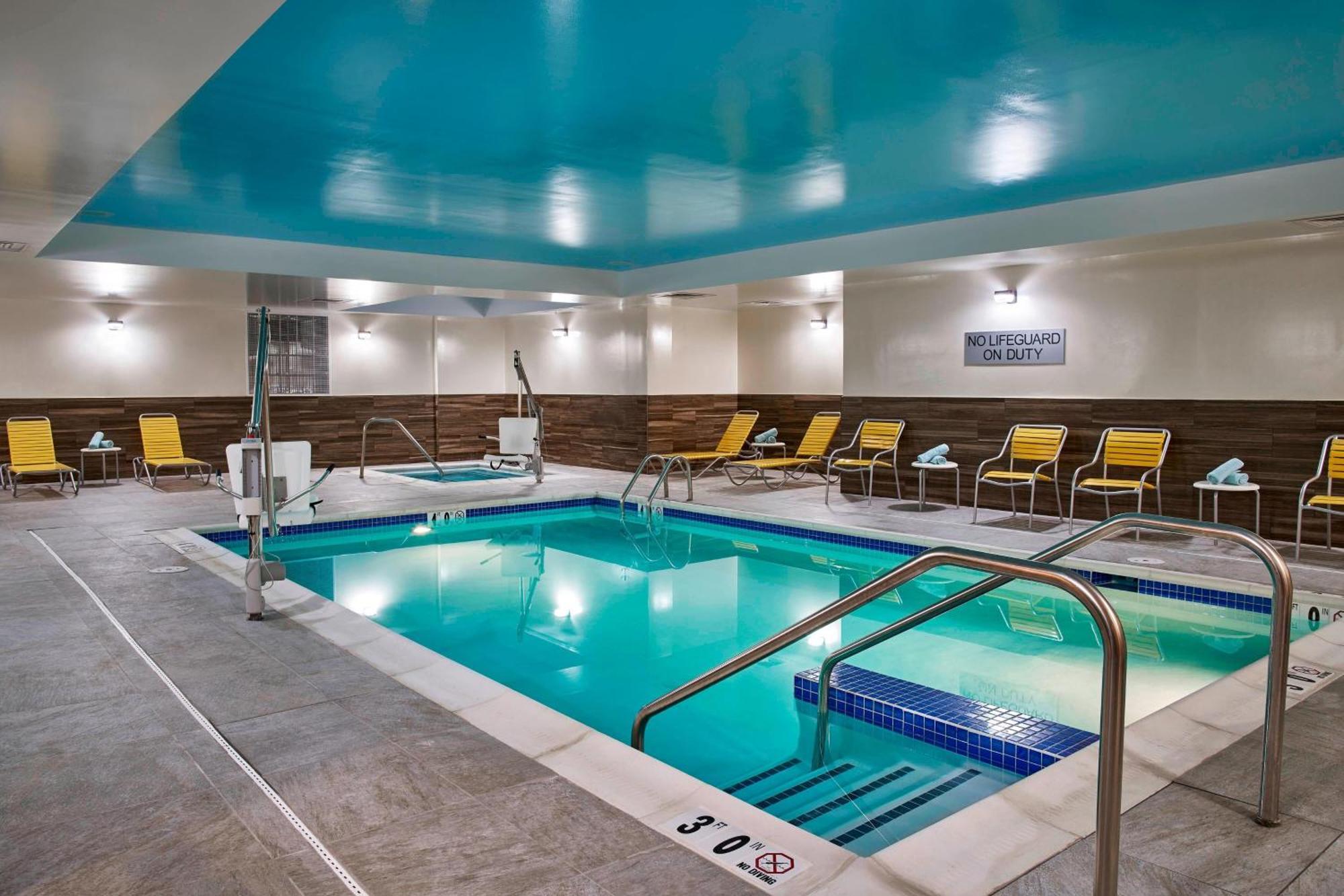 Fairfield Inn & Suites By Marriott Alexandria,Virginia Exterior photo